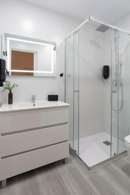Tejon II & Private Terrace By Ele Apartments Malaga Luaran gambar