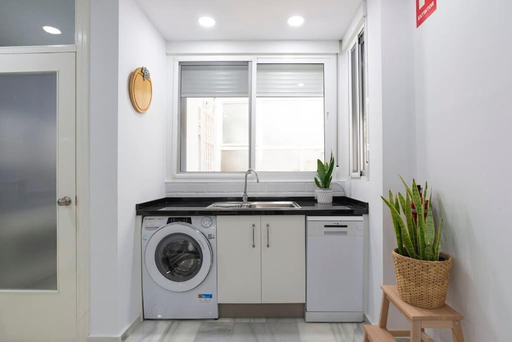 Tejon II & Private Terrace By Ele Apartments Malaga Luaran gambar